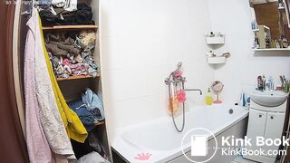 Woman pooping in Toilet 243