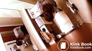 Poop spy cam - video 2