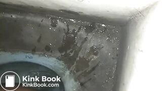 Indonesian girls pooping on the toilet