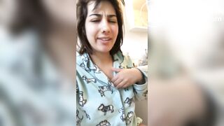 Cute Pooping 1