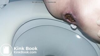 Fab Swingers hook-up poops whilst I film her. - video 2