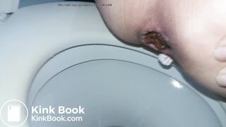 Fab Swingers hook-up poops whilst I film her. - video 2