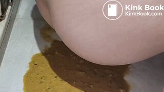厕所腹泻自拍