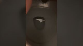 Japanese twitter girl pooping 2