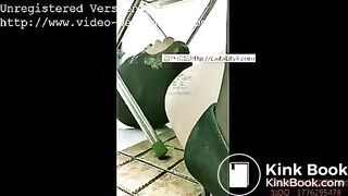 Chinese Femdom scat worship - video 38