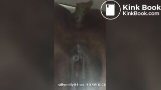 Slim light skin chick quick poop