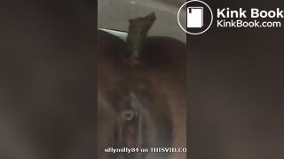 Slim light skin chick quick poop