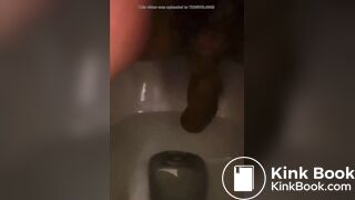 My favorite Japanese girl pooping