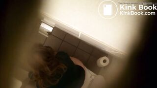 Pooping toilet public