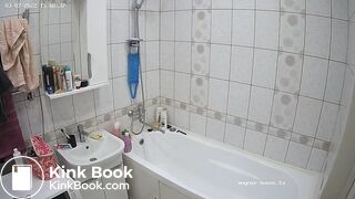 Woman pooping in Toilet 259