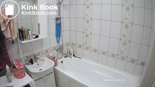 Woman pooping in Toilet 259