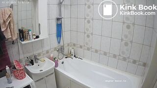 Woman pooping in Toilet 259