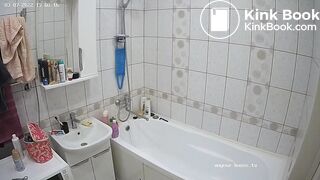 Woman pooping in Toilet 259