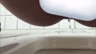Japanese girl pooping 5 - video 2