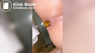 japan poop in her bf hand