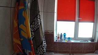 girl poop - video 180