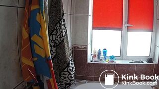 girl poop - video 180