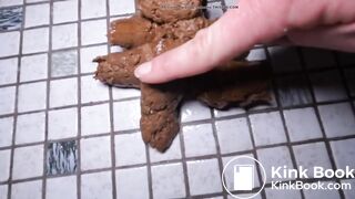 Spreading my pussy wide for you and shitting a big, sof