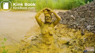 Orgasm in mud and manure