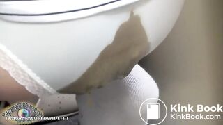 Shitting_131289