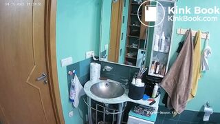 Woman pooping in Toilet 229