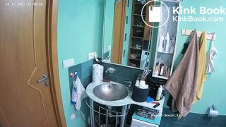 Woman pooping in Toilet 229