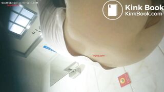 random girl pee poop - video 41