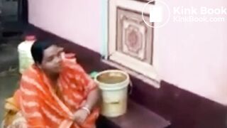 Pissed off Desi Bhabi Shitting