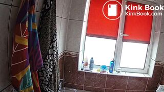 girl poop - video 173