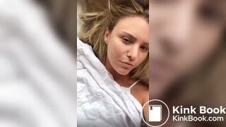 Gorgeous girl sharts in bed