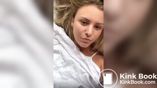 Gorgeous girl sharts in bed