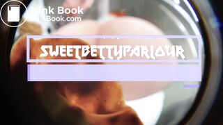 Big ASS push her shit