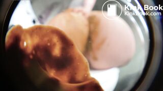 Big ASS push her shit