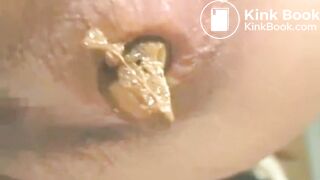 Japanese shits a long turd
