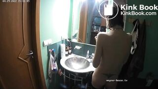 Woman pooping in Toilet 230