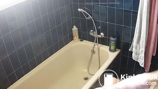 girl poop - video 152