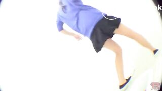Japanese Girls Shitting - video 2