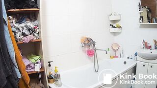 girl poop - video 165