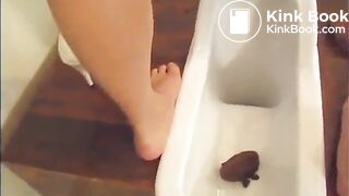 Reporter pantypoop in public