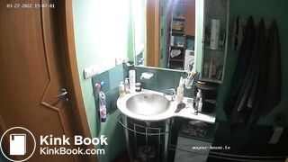 Woman pooping in Toilet 228