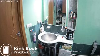 Woman pooping in Toilet 226