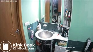 Woman pooping in Toilet 226