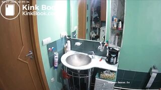 Woman pooping in Toilet 226