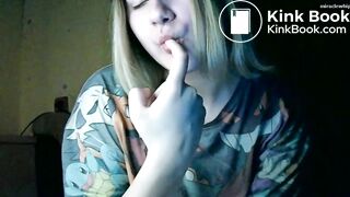 Nasty N tastes her shit on cam