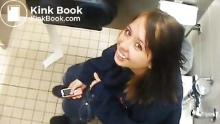 Girl caught on toilet - video 7