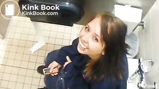 Girl caught on toilet - video 7