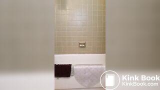 Teen shits from side of bathtub