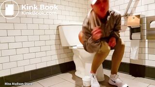 girl pee and fart in a toilet