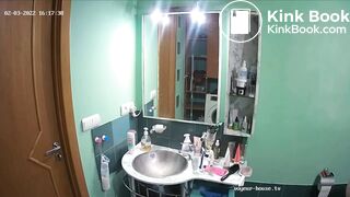Woman pooping in Toilet 210