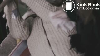 Movie scene: K!dnapped girl shits herself.